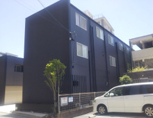3階建木造　賃貸住宅