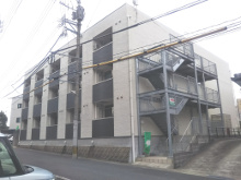 3階建木造　共同住宅