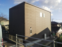 2階建て　軽量鉄骨住宅